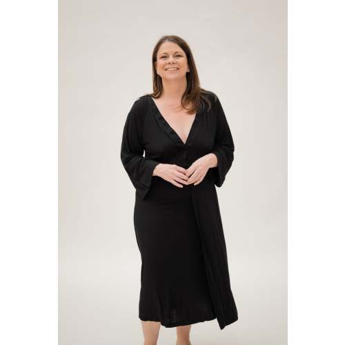 Amelia Labor & Postpartum Gown in Black – Lila