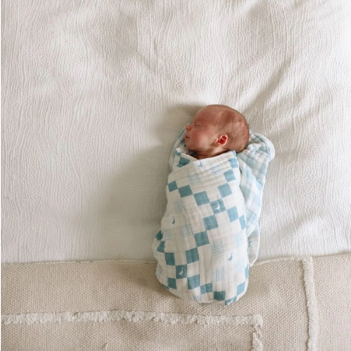 Grandma's Goose Quilt 6 Layer Gauze Blanket