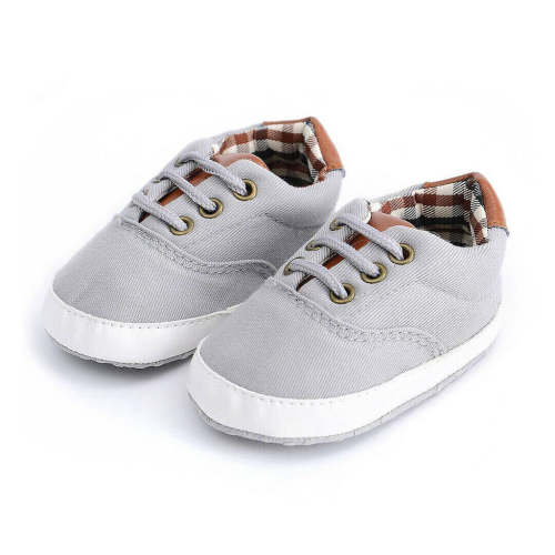 Plaid Boys Baby Shoes
– The Trendy Toddlers