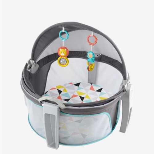 Fisher-Price Portable Bassinet On-The-Go Baby Dome, Travel Play Space with Developmental Newborn Toys & Canopy, Windmill