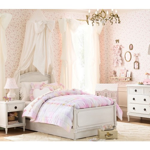 LoveShackFancy Prairie Wildflower Wallpaper