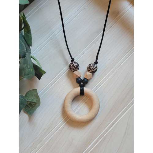 Silicone nursing/breastfeeding necklace, sensory necklace, fidget necklace, mama necklace