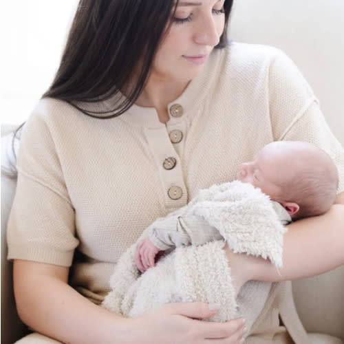 Bamboni® Mini Blanket | Shop Saranoni Softness