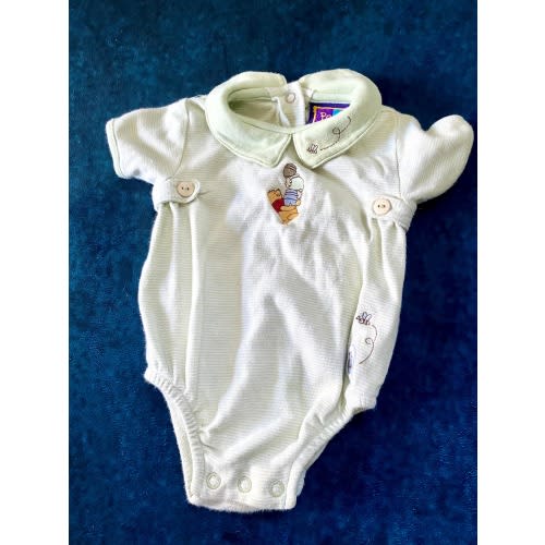 Pastel Green Short-Sleeve Winnie the Pooh Bodysuit Romper 100 Acre Woods Collection 0-3M