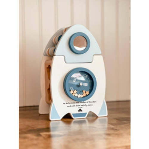 Glory Spaceship / Wooden Rocket Shapes Sorter | littlelightcollective
