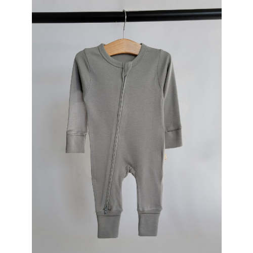 Newborn Jumpsuit: Neutral Grey SIZE 23”