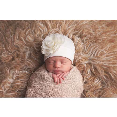 Newborn Hats, Newborn Hat girl, Newborn Hats for Girl, Ivory Hospital Hat, Baby Hospital Hat, Preemie Baby Hat, Hospital Hat with Flower
