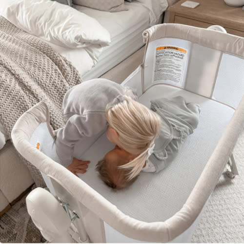 HARPPA Cuddly Sway | 3-in-1 Rocking Baby Bassinet & Bedside Sleeper with Anti-Reflux Mattress for Newborns | Attaches to Bed, Adjustable Height, Tool-Free Setup, Portable Wheels, CPSC Certified, Gentle Rocking Motion | Ideal for Infants, Safe Co-Sleeping