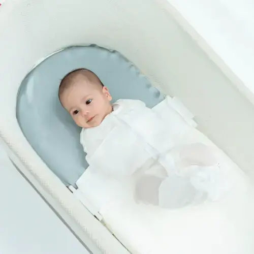 Silk Oval Bassinet Sheet (Snoo only) - Mist