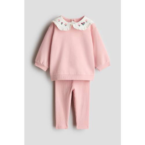 2-PIECE TOP AND LEGGINGS SET