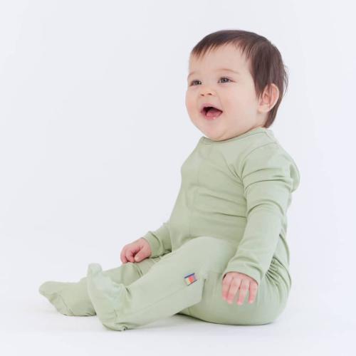 parsley CloudStretch™ magnetic footie – Magnetic Me