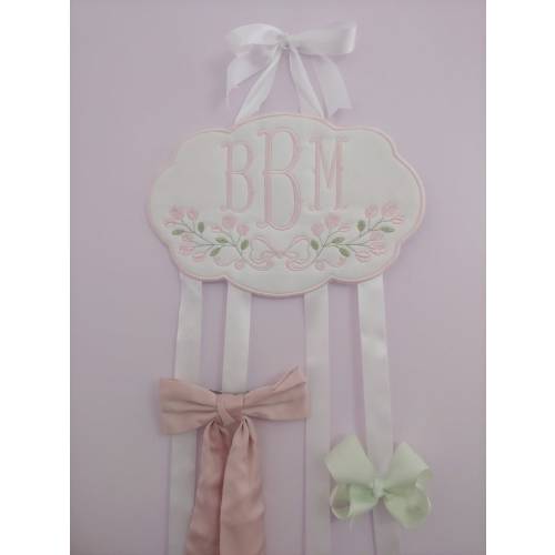 Bow holder with monogram