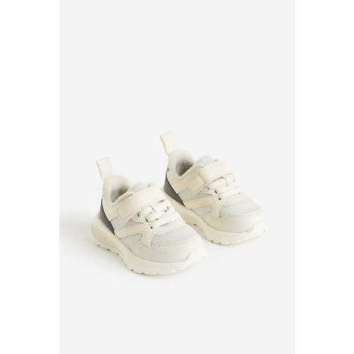 Mesh Sneakers