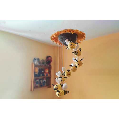 Bee Mobile amigurumi pattern, decoration child's room pattern, tapestry bees, crochet pattern newborn mobile, baby shower, sunflower pattern