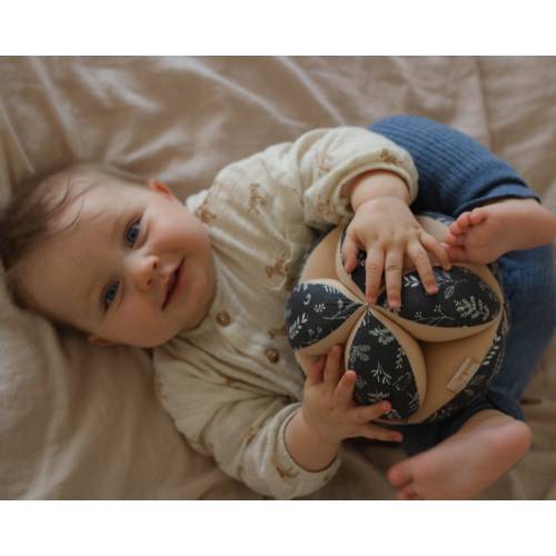 Montessori Puzzle ball Takane Baby sensory toys 3 month Montessori handmade Takane ball 10 colors grasping toy for infants hanging toys