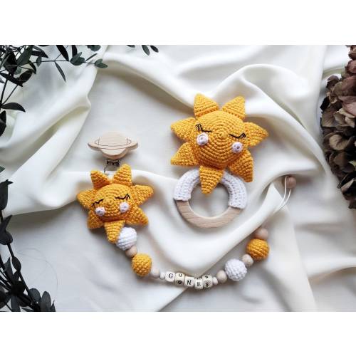 Personalized Sun Baby Crochet Rattle and Pacifier, Sunflower Girl Rattle, Montessori Baby Toys, Baby Gift Box, Customized Toys,Baby Gift Set