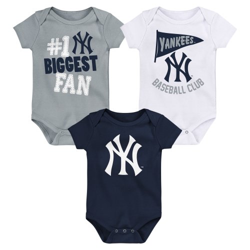 Newborn & Infant New York Yankees Fanatics Fan Pennant 3-Pack Bodysuit Set