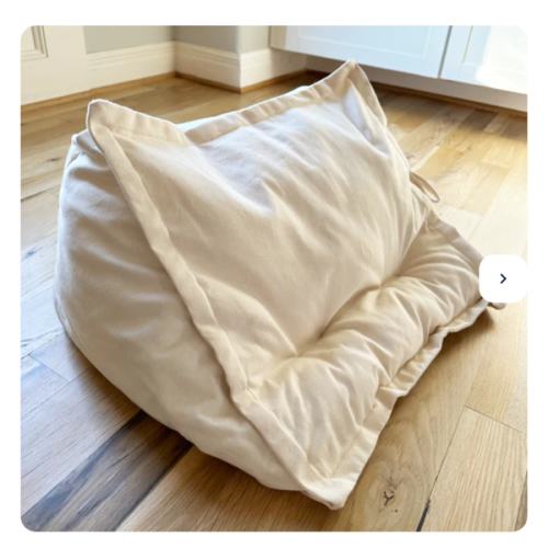 Peekaboo Pillow | Deluxe