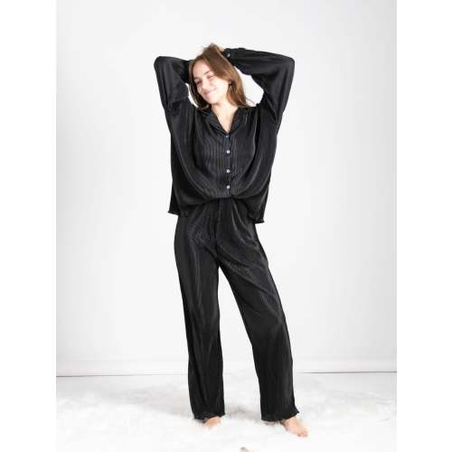 Pleats Please Set in Noir