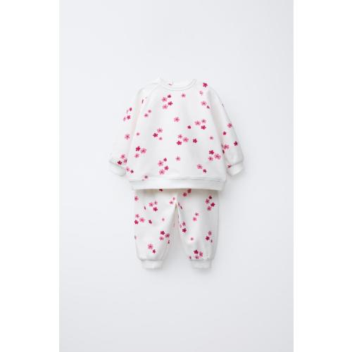 PRINTED SWEATSHIRT AND PANTS SET - Fuchsia | ZARA United States