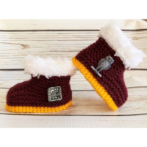 Hand Knitted Baby Boots Wizard Witch Magic Spell Halloween Booties Slippers Shoes Clothes Boy Girl Neutral Unisex Owl Gift 0- 12 Months