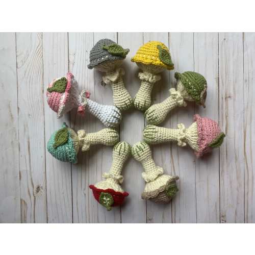 Mushroom Rattle\Baby Rattle\Crocheted Rattle\Baby Gift\Baby Shower Gift\Toddler Gift\Forest Rattle\Baby Accessory\Baby Toy