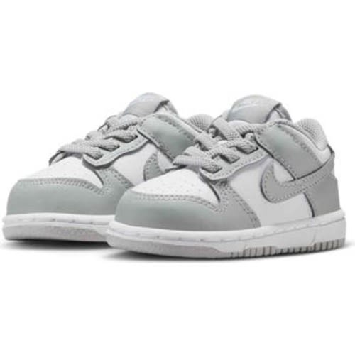 Kids' Dunk Low Basketball Sneaker, 7 M