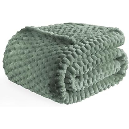 Bnuitland Sage Green Flannel Throw Blanket (50X40 inches), 300 GSM Fleece Cozy Warm Soft Lightweight Bed Sofa Blanket for Babys and Pets, Suitable for All Seasons