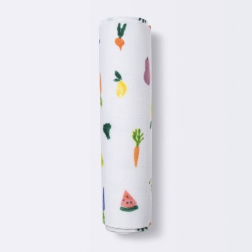 Muslin Swaddle Blanket - Cloud Island™ Fruits and Veggies