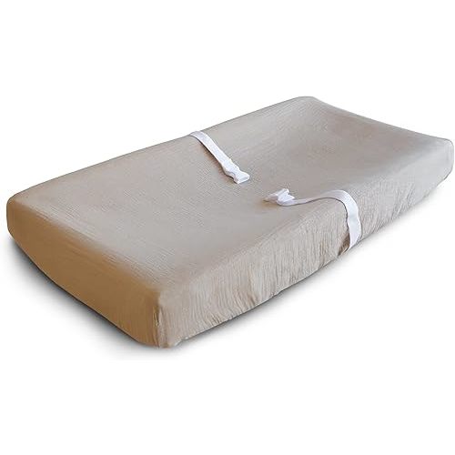 mushie Extra Soft Muslin Fitted Changing Pad Cover (Pale Taupe)