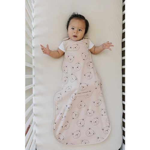 Woolino Merino Wool and Organic Cotton Ultimate Baby Sleep Sack - 4 Season Baby Wearable Blanket - Two-Way Zipper Adjustable Sleeping Bag - Universal Size (2-24 Months) - Teddy Bear - Teddy Bears