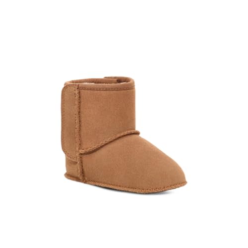UGG Unisex-Baby Classic Fashion Boot