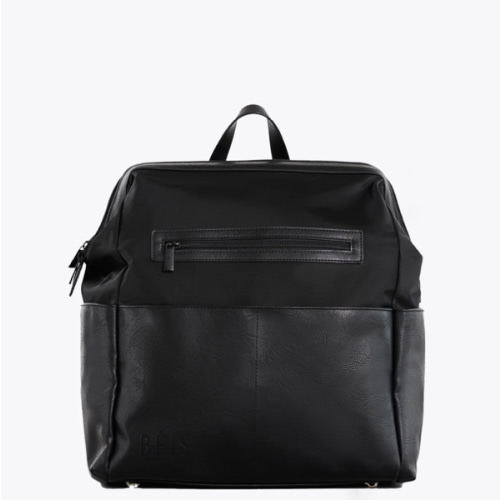 BÉIS 'The Diaper Backpack' in Black - Black Diaper Bag & Diaper Backpack