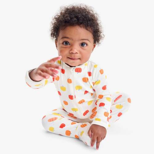 Baby organic zip footie in candy pumpkins | Primary.com