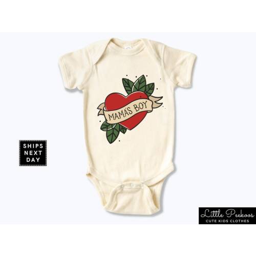 Cute Mama&#39;s Boy Baby Onesie®, Cool Baby Shower Gift for New Mom, Kids T-shirt for Mother&#39;s Day, Retro Tattoo Heart Mamas Boy Toddler Shirt