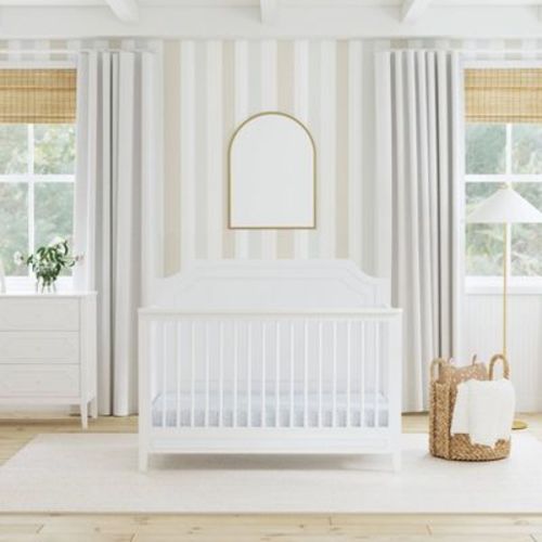 DaVinci Chloe Regency 4-in-1 Convertible Crib - White