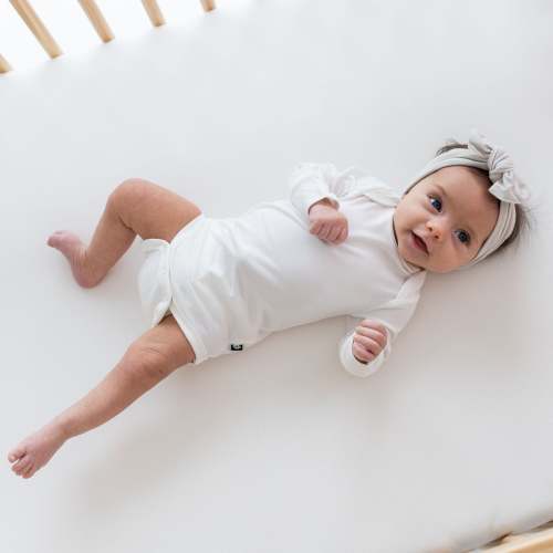 Long Sleeve Bodysuit in Cloud | Infant Bodysuit | Kyte Baby