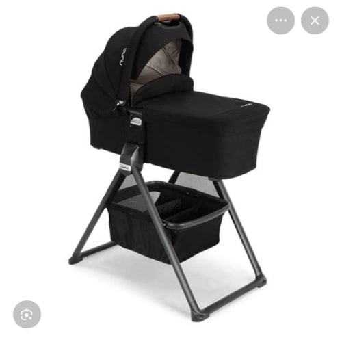 Nuna MIXX Bassinet + Stand in Caviar