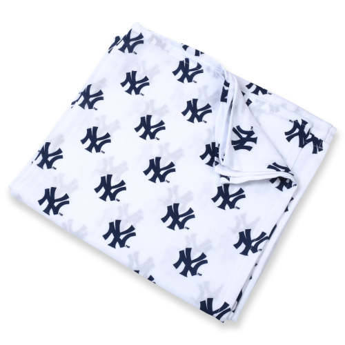 New York Yankees Swaddle Blanket – Three Little Anchors