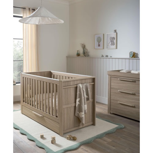 Franklin 2 Piece Cotbed Set with Dresser Changer - Oak
