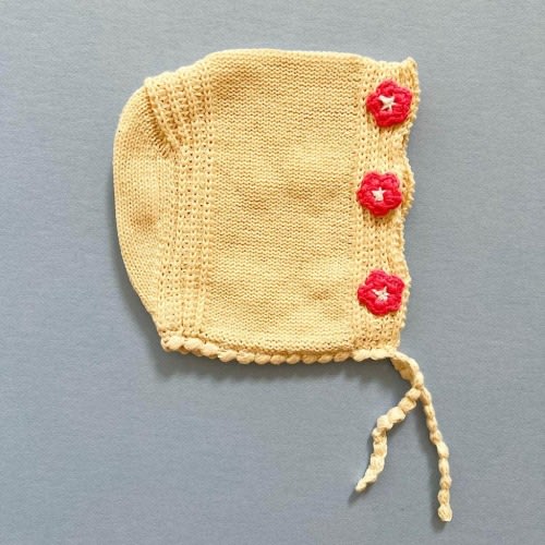 Organic Newborn Baby Bonnet Hats in Cream | Estella