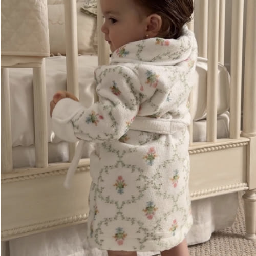 The Baby Hotel Robe - Pastel Trellis