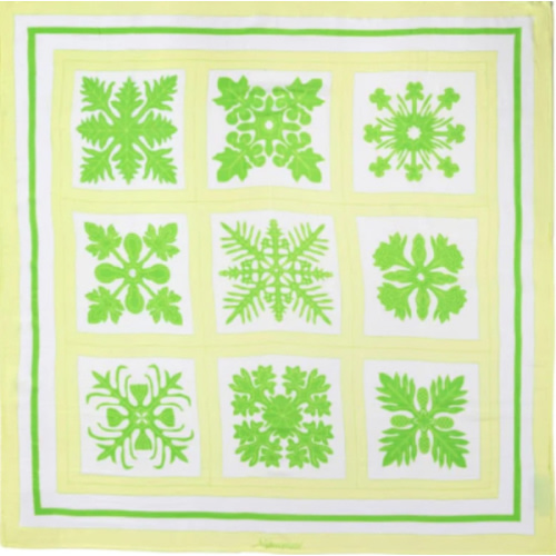 Green Napuanani Quilt by Coco Moon | cribhawaii.com
