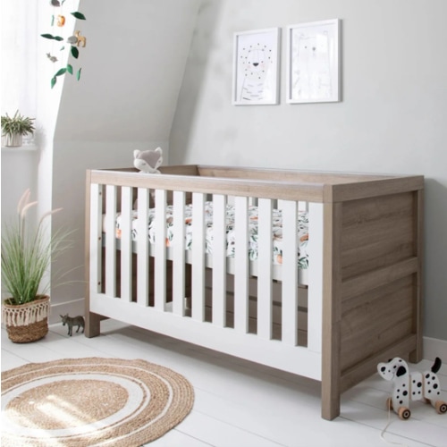 Tutti Bambini Modena 3 in 1 Cot bed in White Oak | iL Tutto