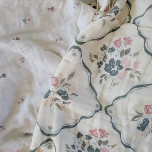 Ophelia Floral 6 Layer Gauze Blanket
