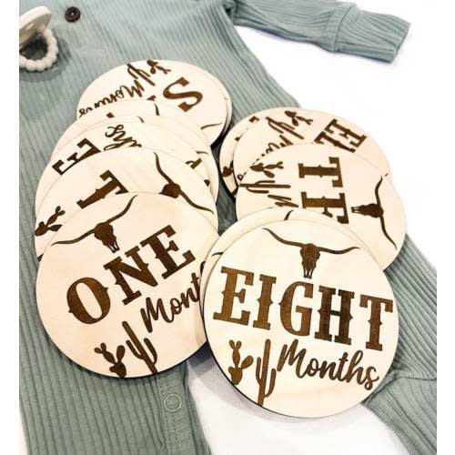 Baby Milestone Plaque| Baby milestones wooden|Western Baby Milestones|Country Baby Nursery|Cow Monthly Milestone|Western milestones