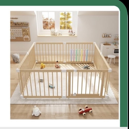 Wooden Baby Playpen with Child Safety Lock, Extra Large Play Yard for Babies and Toddlers, Indoor Play Pen for Kids Activity Center, Portable Natural Wood Fence, Expandable, Suction Cups, 8 Panels