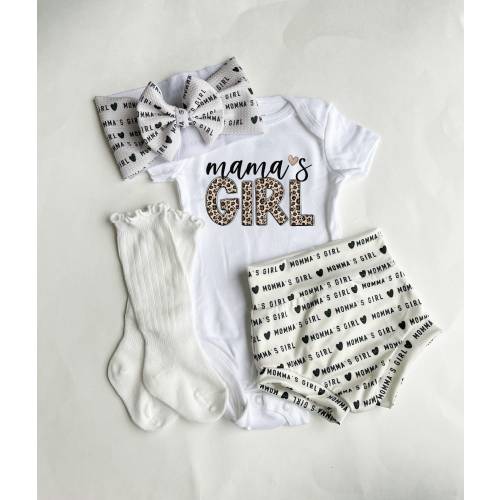 Mama&#39;s Girl Baby Bummies Set, Momma&#39;s Girl Mother&#39;s Day Bummies and Bow Outfit, Newborn Baby girl Coming Home Outfit