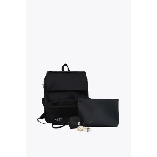 BÉIS 'The Ultimate Diaper Backpack' in Black - Diaper Bag & Diaper Backpack