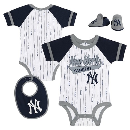 Newborn & Infant New York Yankees White Base Hitter Bodysuit, Bib & Bootie Set